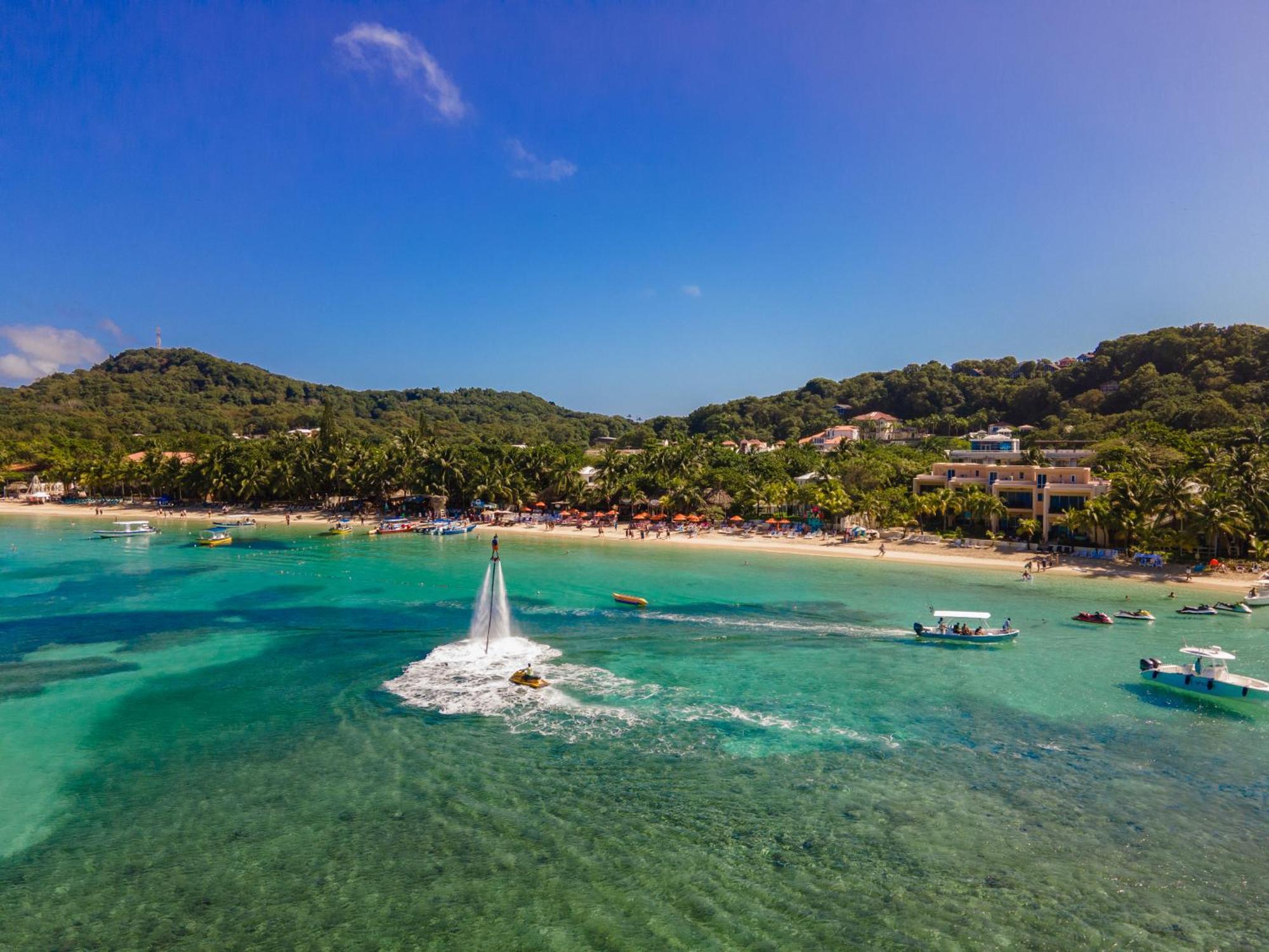 Paradise Beach Hotel & Resort West Bay Exterior foto